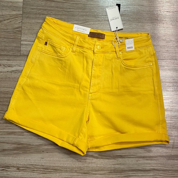 NWT Judy Blue shirts, yellow, size 1XL - Picture 3 of 4